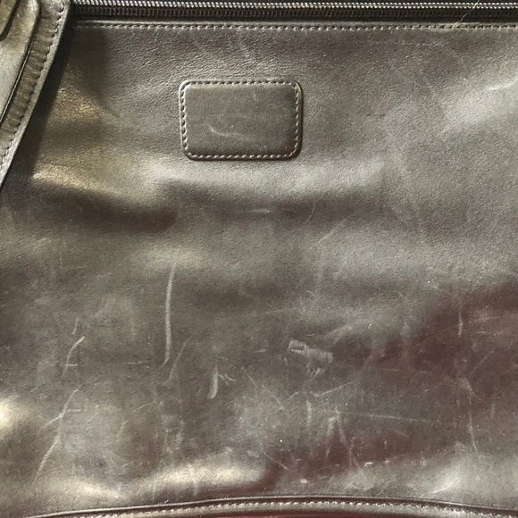 Tumi Leather Flap Briefcase No Shoulder Strap - Picture 2 of 8